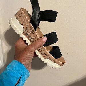 Universal Threads Black and Tan Sandals with Cork Platform
